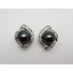14K Solid White Gold Tahitian Pearl & Baguette Diamond French Clip Earrings